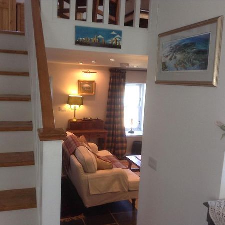 Tidal Cottage On The Shore Isle Of Skye Breakish Exterior foto